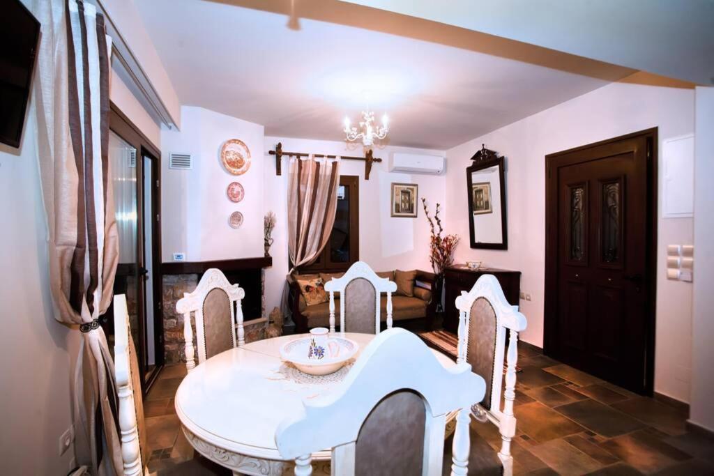 Nikis Seaside House Villa Vlichadia Exterior photo