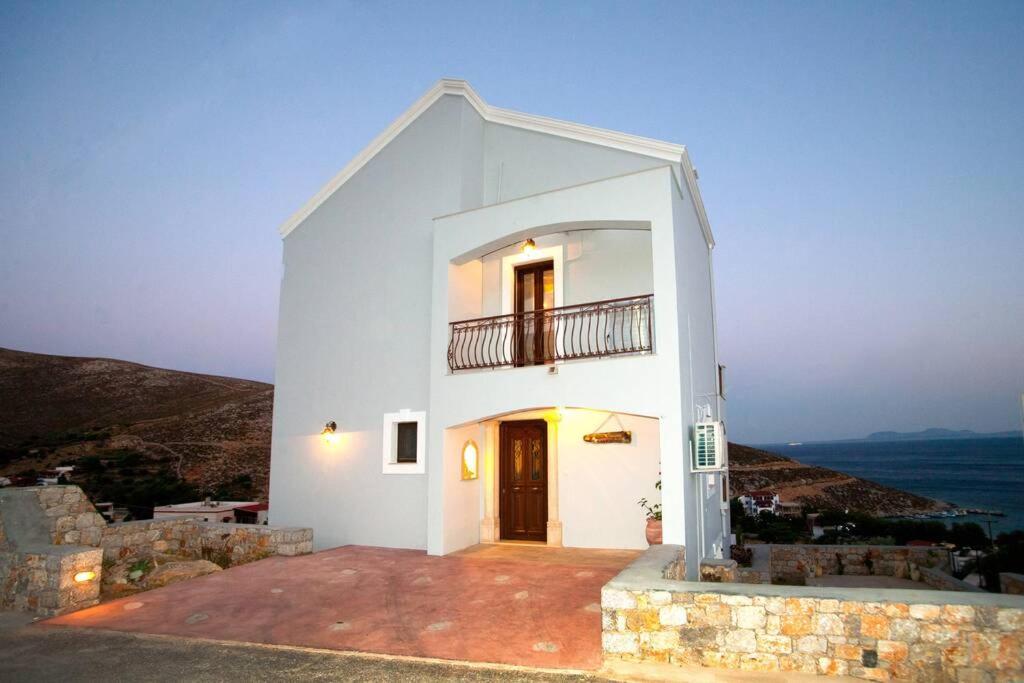 Nikis Seaside House Villa Vlichadia Exterior photo